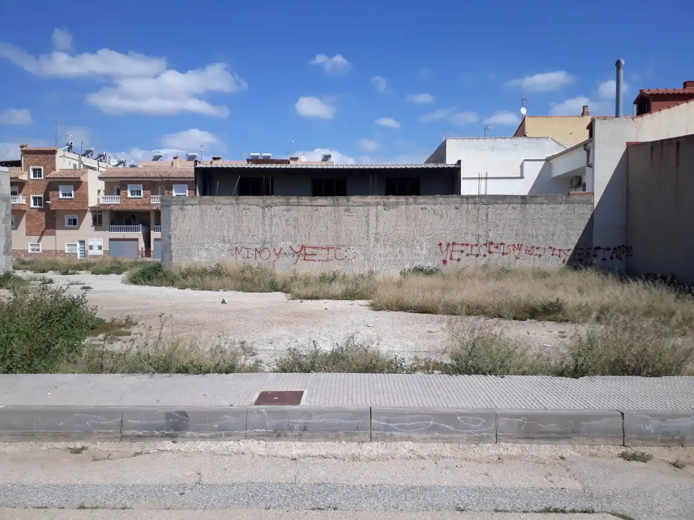 Terreny residencial en venda a Granja de Rocamora