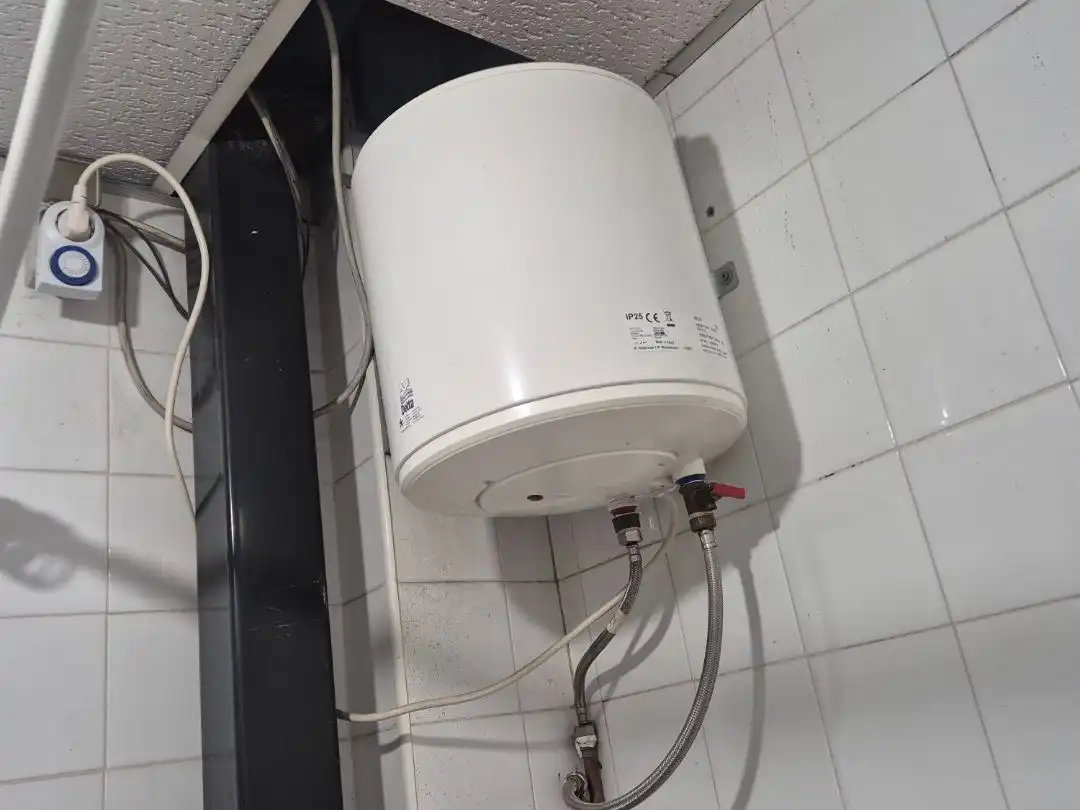 Badezimmer von Geschaftsraum zur Miete in Huelva mit Möbliert und Alarm