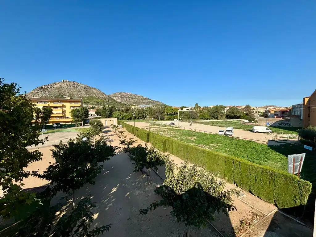 Vista exterior de Casa o xalet en venda en Torroella de Montgrí amb Aire condicionat, Moblat i Forn