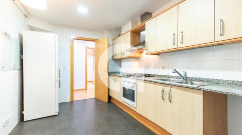 Foto 3 de Pis en venda a Cl Esteli, Mas Lluí, Sant Feliu de Llobregat