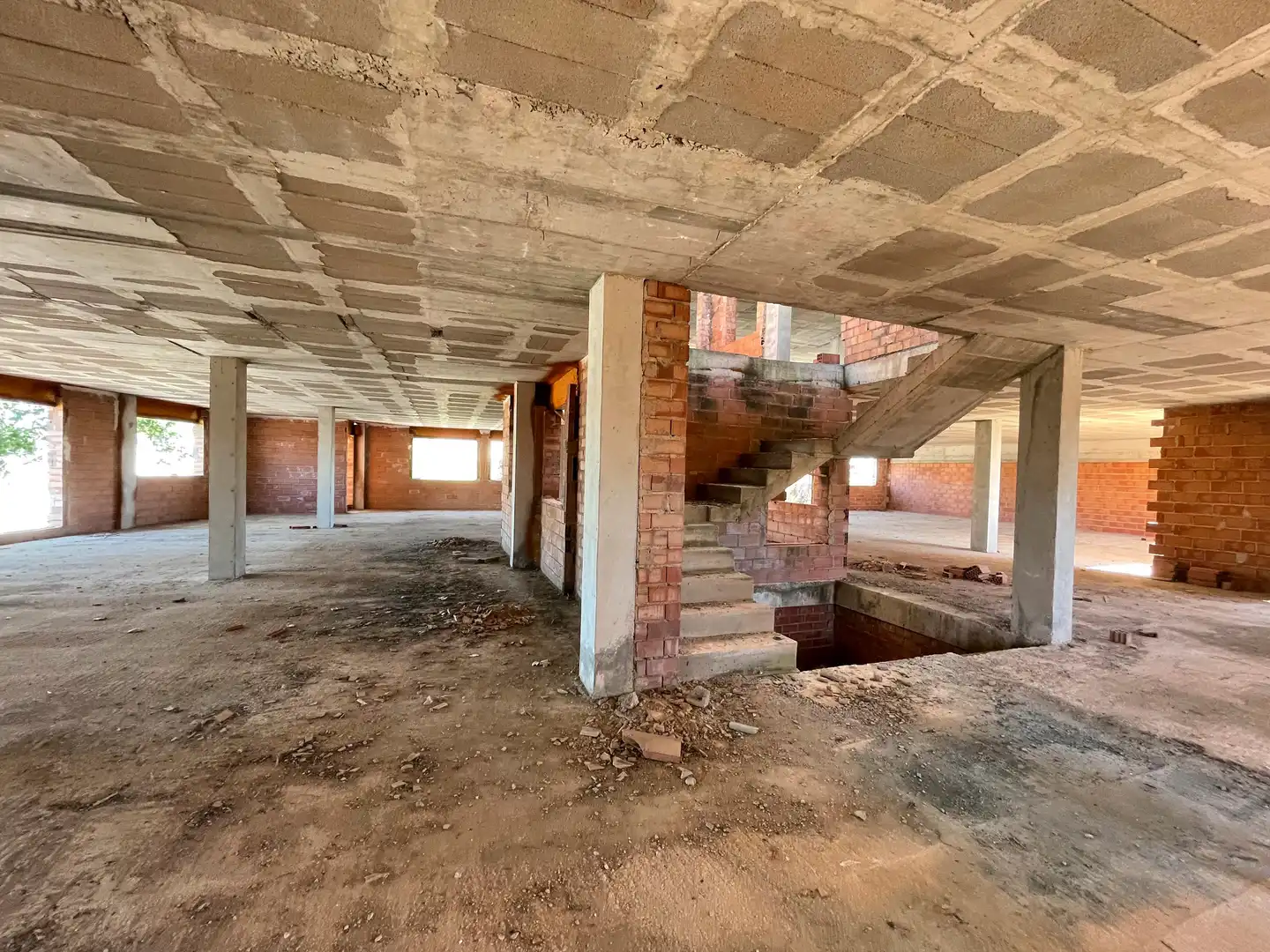 Edificio en venta en Peal de Becerro
