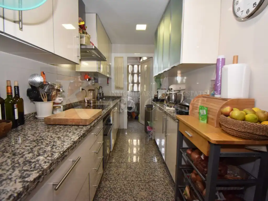 Kitchen of Flat for sale in Fuengirola  with Air Conditioner, Private garden and Terrace