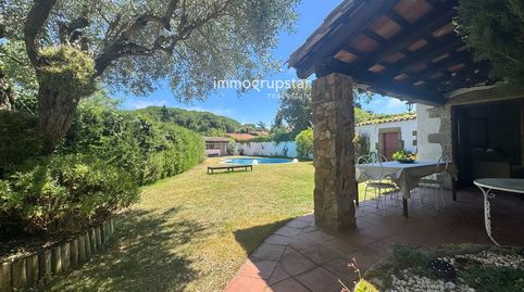 Masía histórica con piscina y terreno, imatge 3