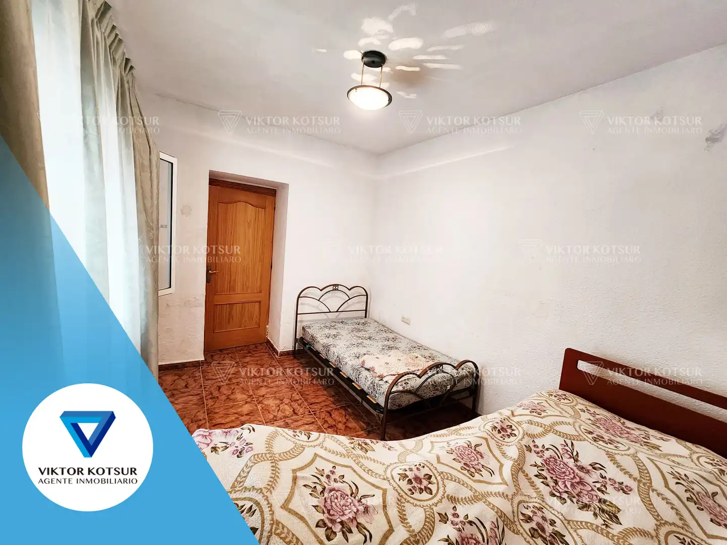 Habitación de Casa adosada en venta en Roquetas de Mar con Aire acondicionado, Terraza y Trastero