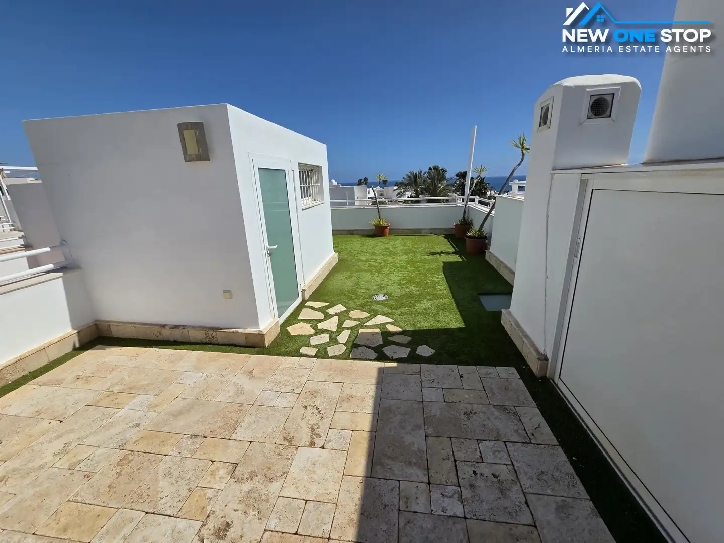 Detached house with pool for sale in El Palmeral, imagen 3