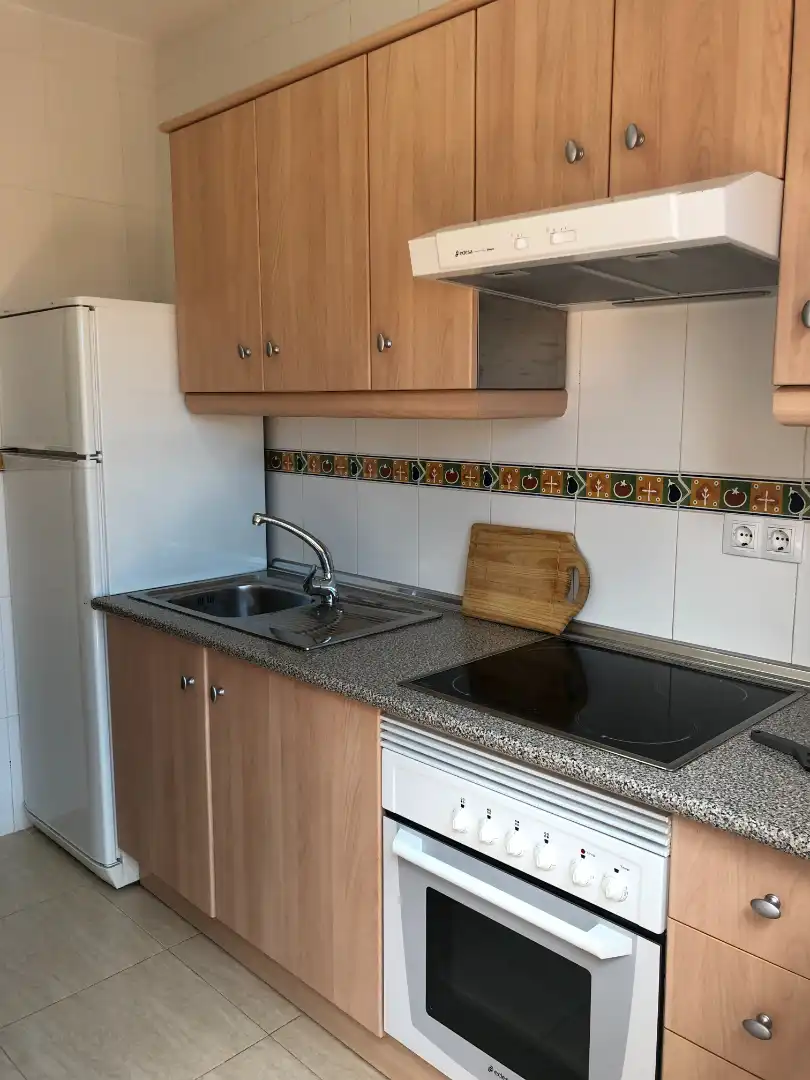 Cocina de Apartamento de alquiler en Cuevas del Almanzora con Aire acondicionado, Terraza y Piscina