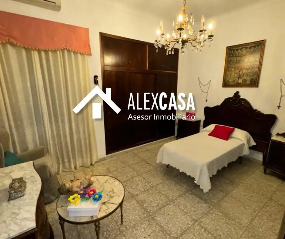 Vista exterior de Piso en venta en Cabra