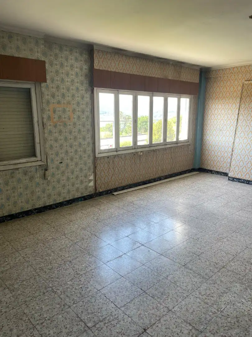 Edifici en venda a Avenida Redondela, Redondela