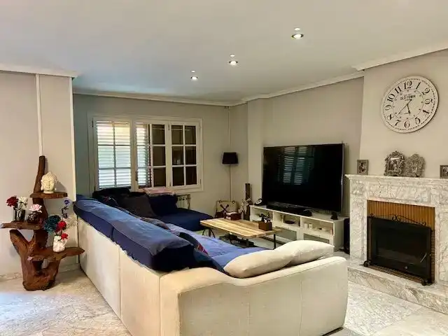Sala de estar de Casa o chalet en venta en  Madrid Capital con Piscina