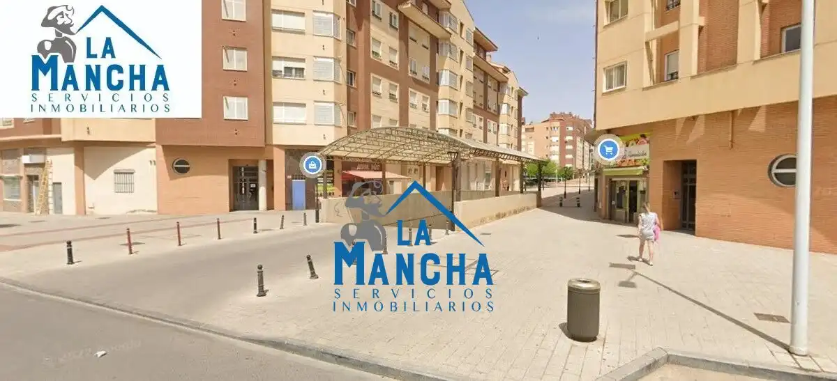 Local en venta en Calle SAN CARLOS DE NICARAGUA, Imaginalia - Llanos del Águila