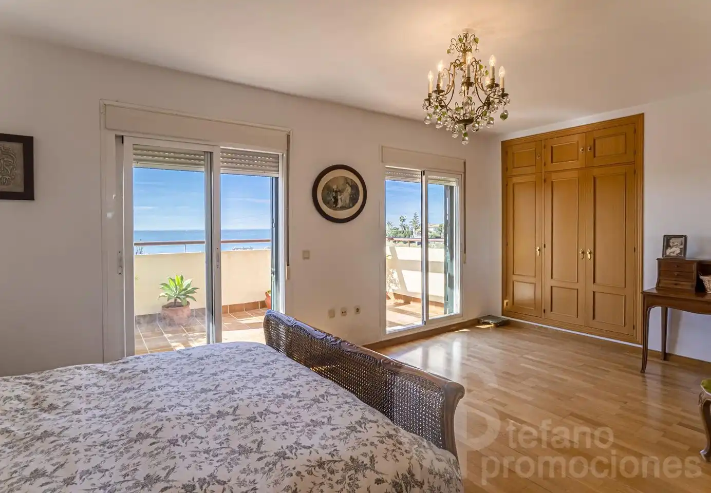 Habitación de Casa adosada en venta en Málaga con Aire acondicionado, Jardín privado y Terraza