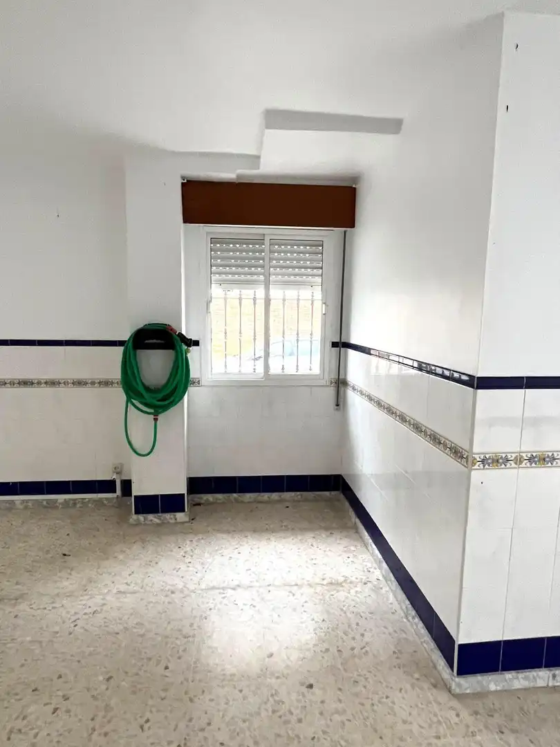 Casa adosada en venta en Moguer con Aire acondicionado, Terraza y Trastero