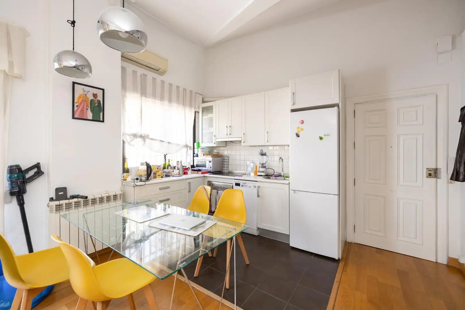 Cocina de Estudio en venta en Granada con Calefacción, Terraza y Balcón