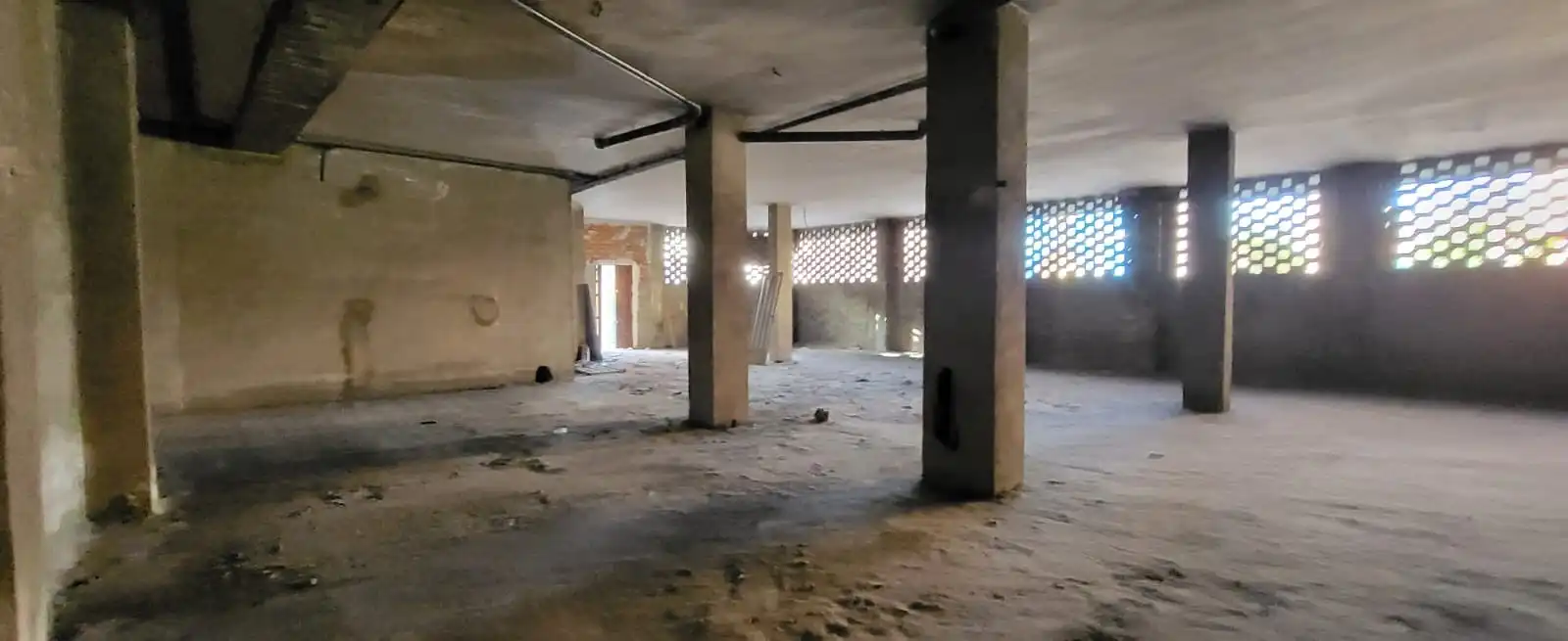 Local comercial en venda a Casco Urbano, imagen 9