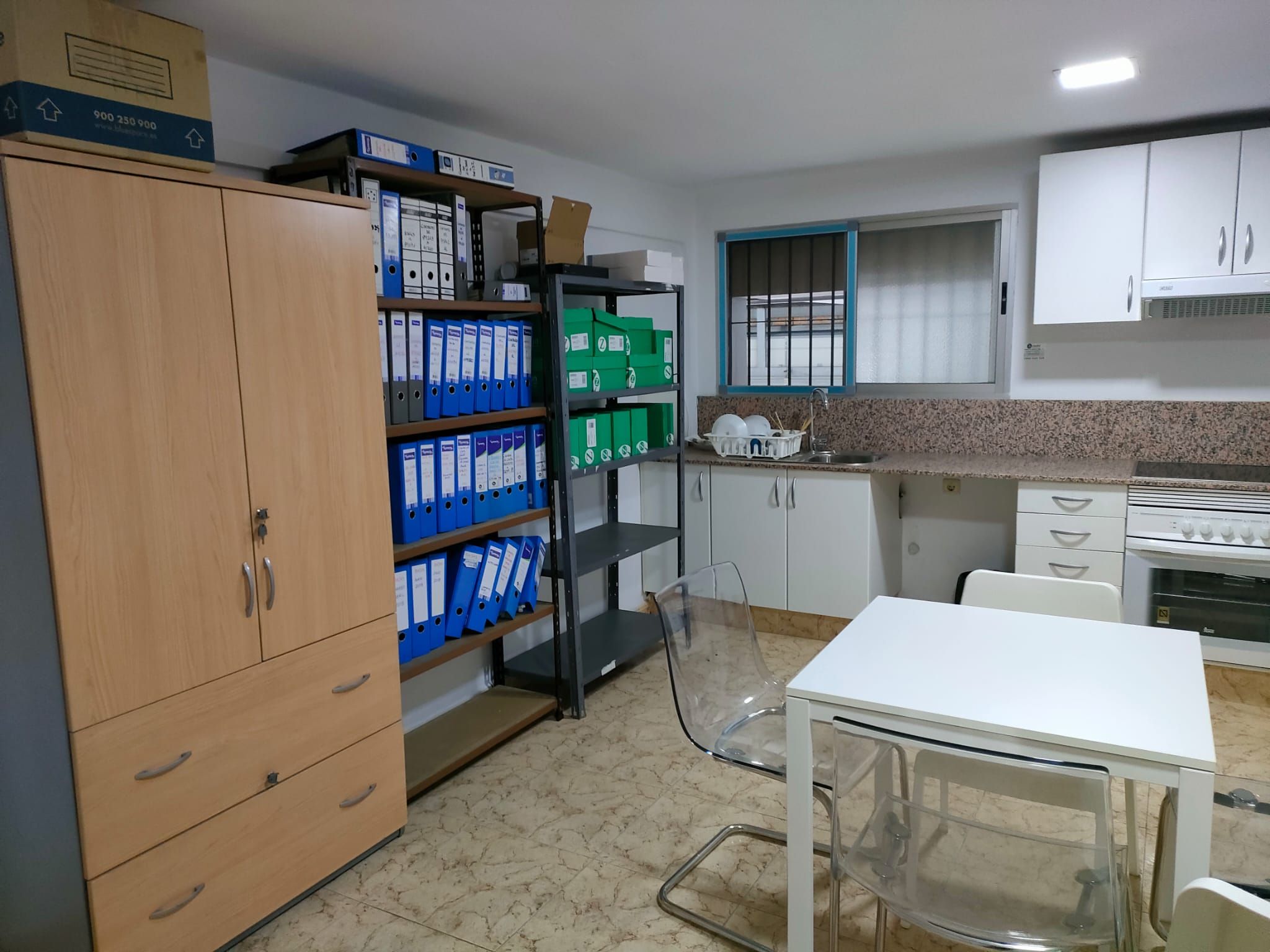 Office to rent in  Valencia Capital  with Air Conditioner, Furnished and Internet