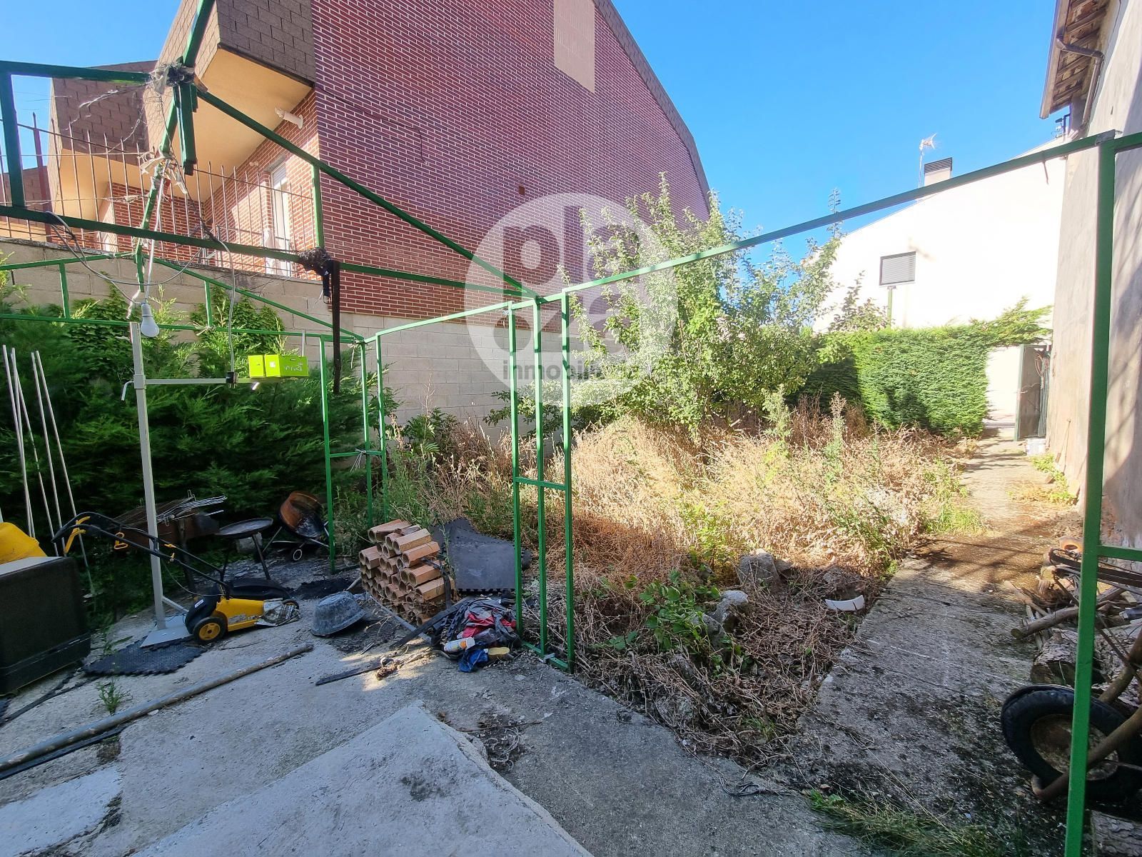 Casa o xalet en venda en Burgos Capital amb Calefacció i Jardí privat