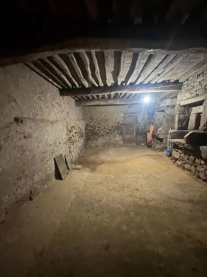 Finca rústica en venda en Viveiro amb Jardí privat
