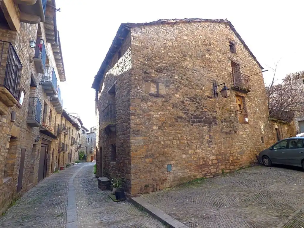 Houses for sale in C. Sta. Cruz, 27-25, Aínsa-Sobrarbe