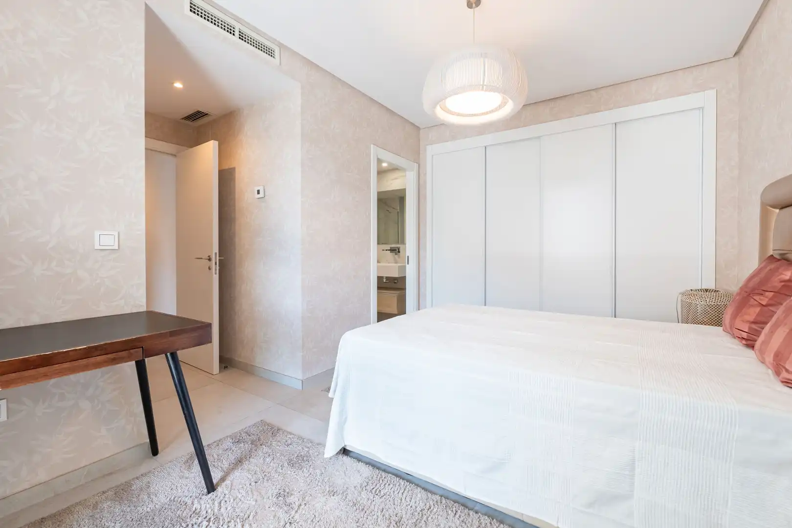 Flat with pool for sale in La Quinta, imagen 12