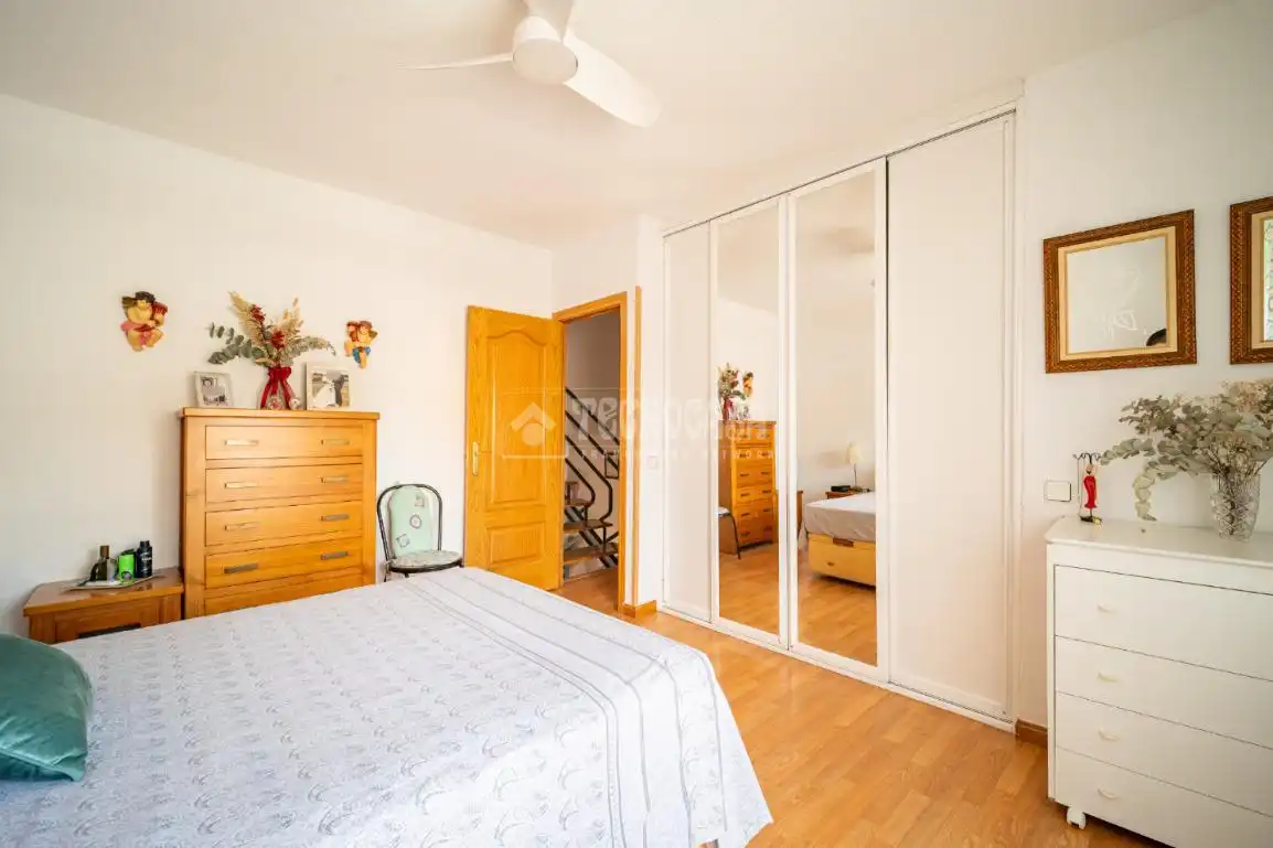 Habitación de Dúplex en venta en Rivas-Vaciamadrid con Calefacción y Terraza