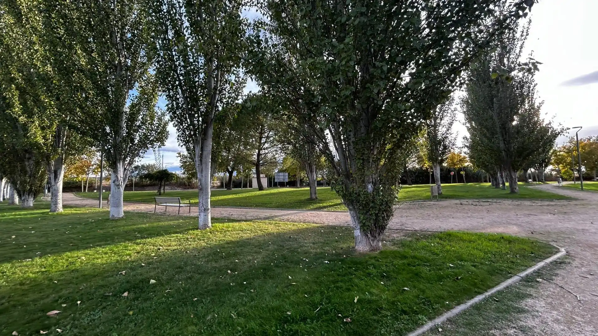 Exterior view of Residential for sale in Zaragoza