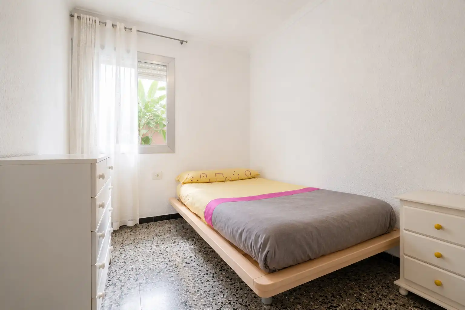Bedroom of Flat for sale in Tarragona  with Terrace and Furnished
