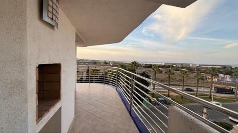 Foto 2 de Apartament en venda a Calle Francisco Pizarro, La Veleta, Torrevieja