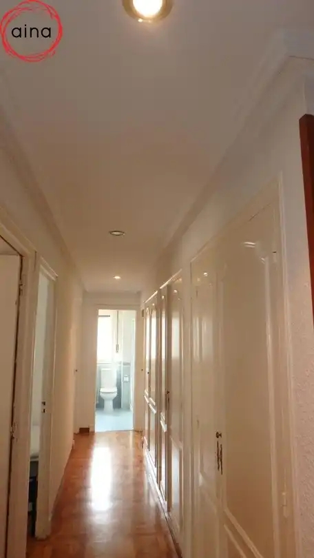Piso de alquiler en  Pamplona / Iruña con Calefacción, Terraza y Alarma