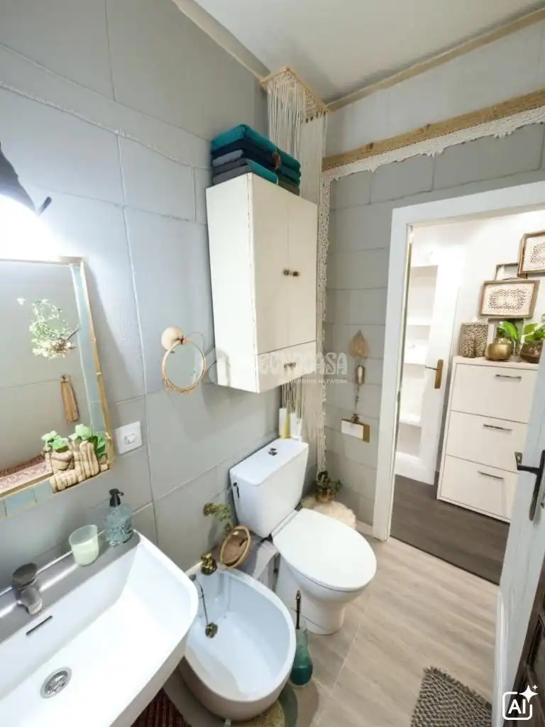 Baño de Piso en venta en Parla con Aire acondicionado y Calefacción