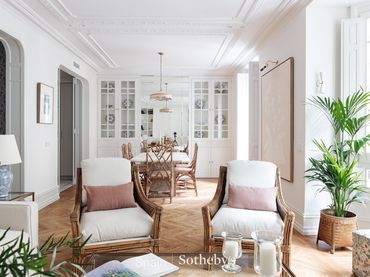 Apartamento con ascensor en venta en Chamberí