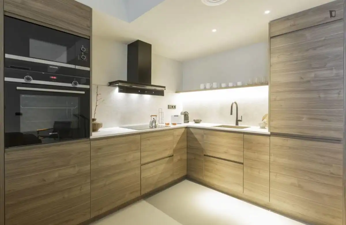 Cocina de Apartamento de alquiler en Barcelona con Aire acondicionado, Amueblado y Horno
