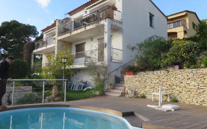 Piscina de Casa adosada en venda en L'Estartit amb Calefacció, Jardí privat i Terrassa