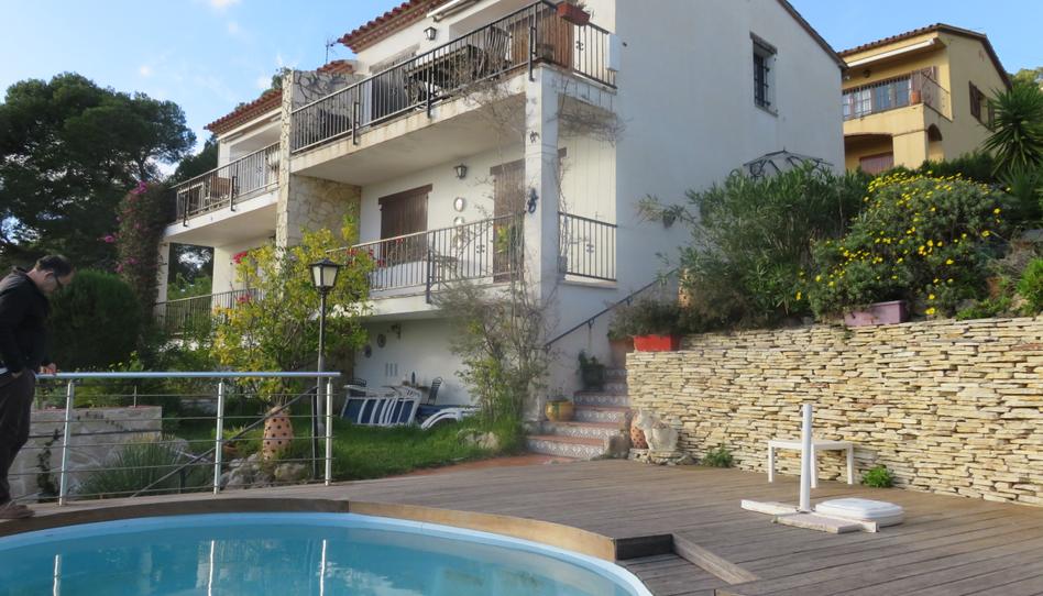 Foto 1 de Casa adosada en venda a Carrer Pirineus, 94, L'Estartit Poble, Girona