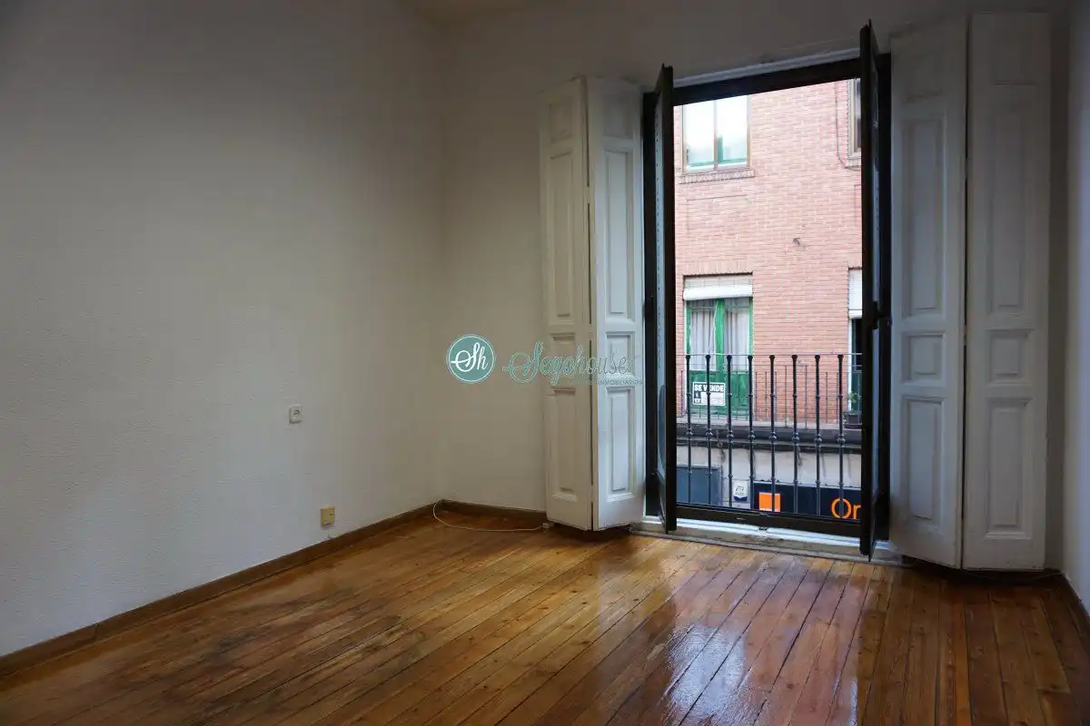 Habitación de Piso en venta en Segovia con Calefacción, Parquet y Terraza