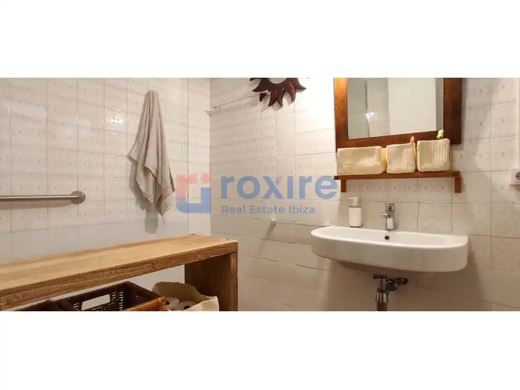 Badezimmer von Wohnung zur Miete in Eivissa mit Möbliert, Ofen und Waschmaschine