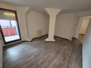 Piso en venta en Vic con Calefacción y Horno
