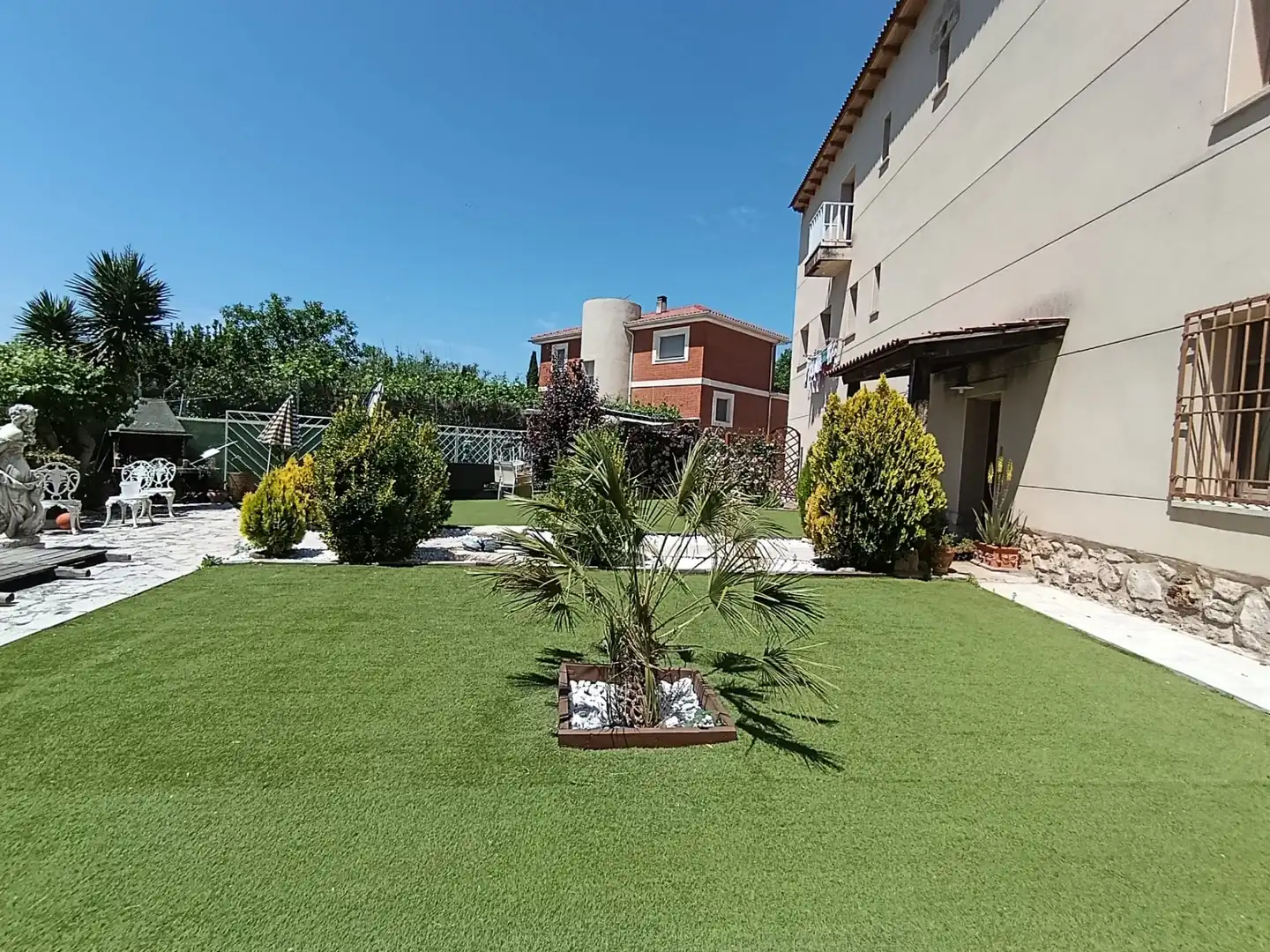 Jardí de Casa o xalet en venda en Albalate de Zorita amb Aire condicionat, Calefacció i Jardí privat