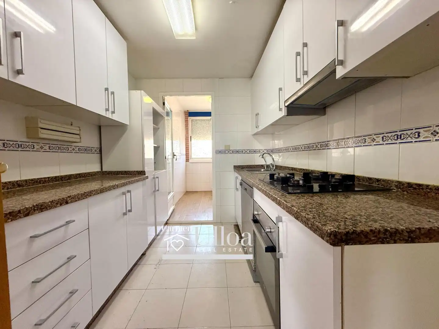 Cocina de Apartamento en venta en Alicante / Alacant con Jardín privado y Piscina comunitaria
