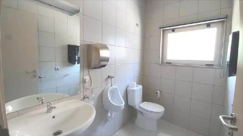 Baño de Local en venta en Valga