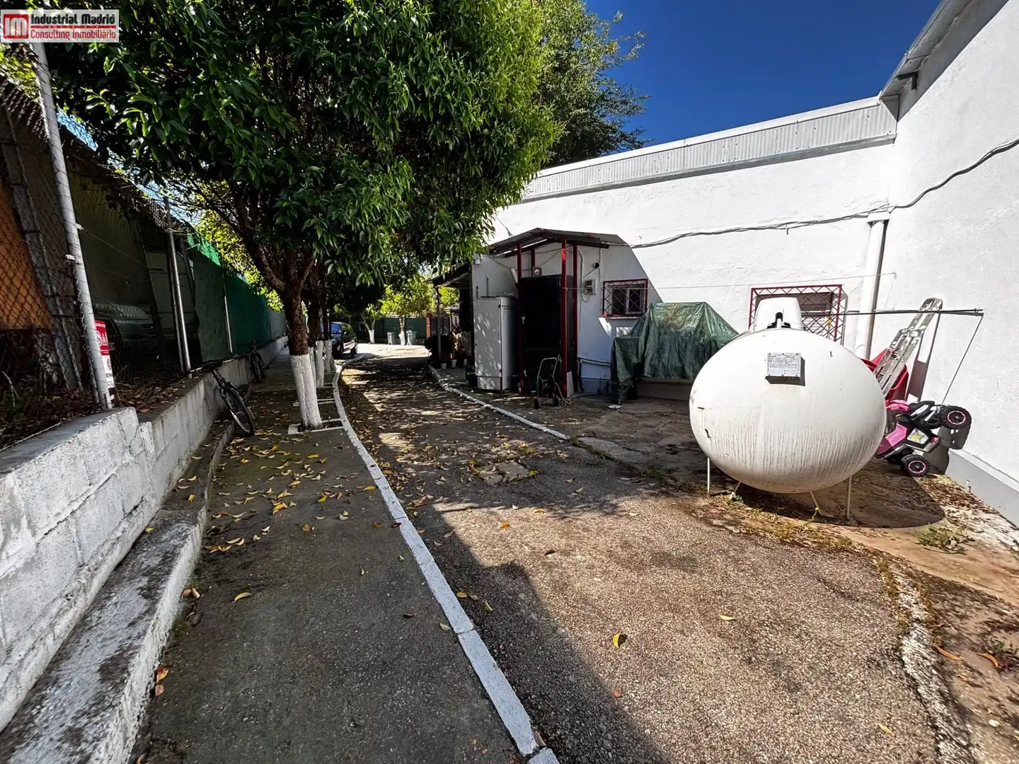 Vista exterior de Nave industrial en venta en Arganda del Rey