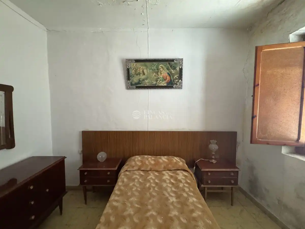 Habitación de Casa o chalet en venta en Soneja con Terraza, Trastero y Balcón