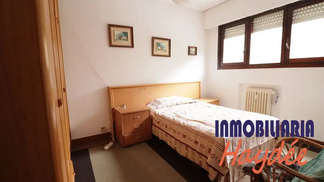 Bedroom of Flat for sale in Getxo   with Heating, Private garden and Storage room