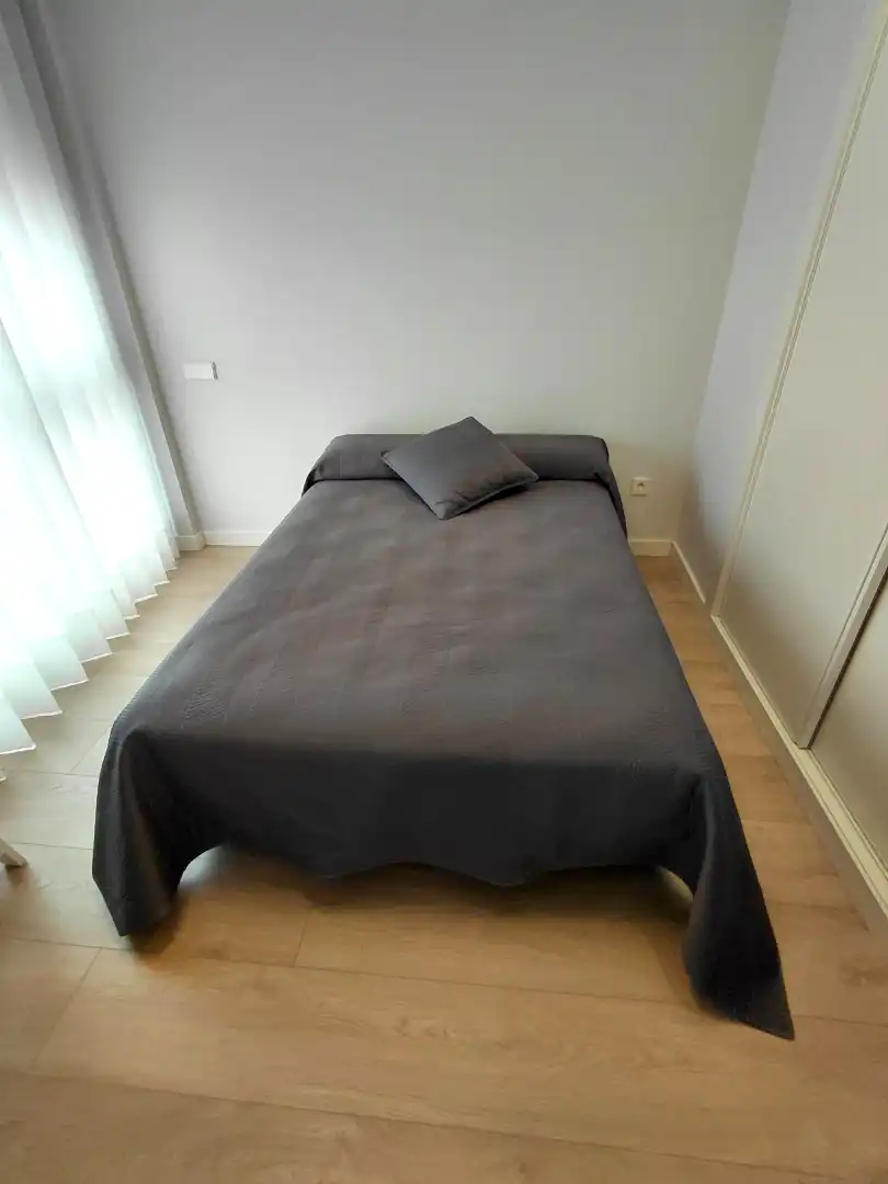Schlafzimmer von Wohnung zum Verkauf in Oleiros mit Heizung, Privatgarten und Parkett