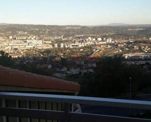 Vista exterior de Casa o xalet en venda en Barbadás amb Calefacció, Jardí privat i Traster