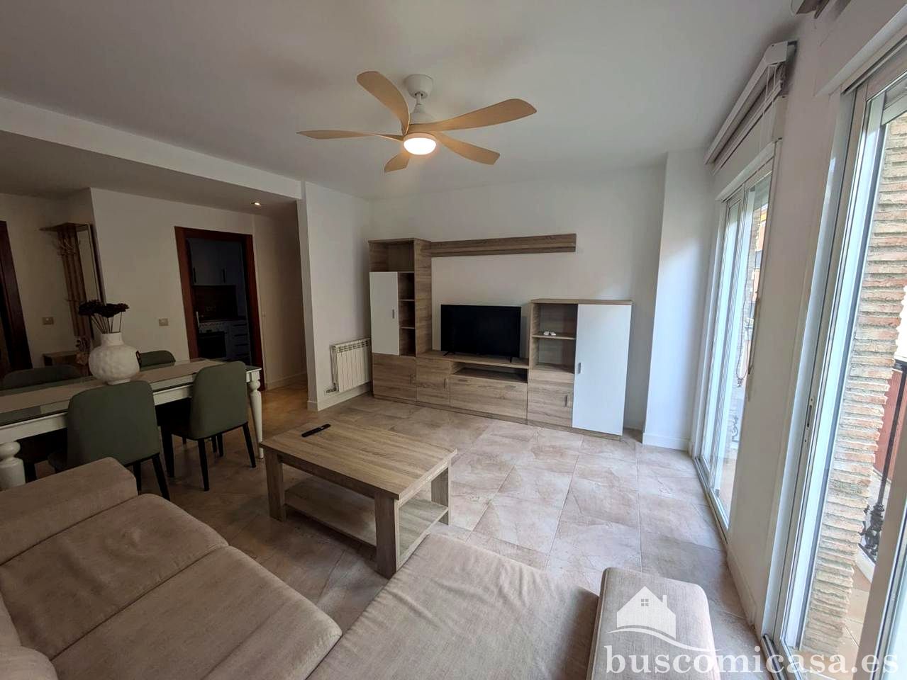 Flat to rent in Zambrana, Centro ciudad