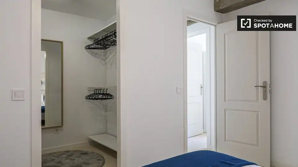 Bedroom of Flat for rent in Valencia  with Air Conditioner, Heating and Furnished