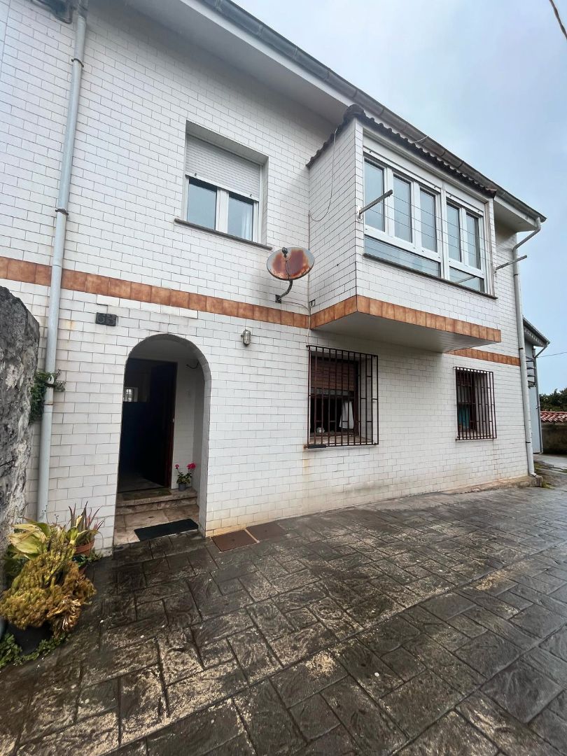 Exterior view of House or chalet for sale in Santander  with Furnished