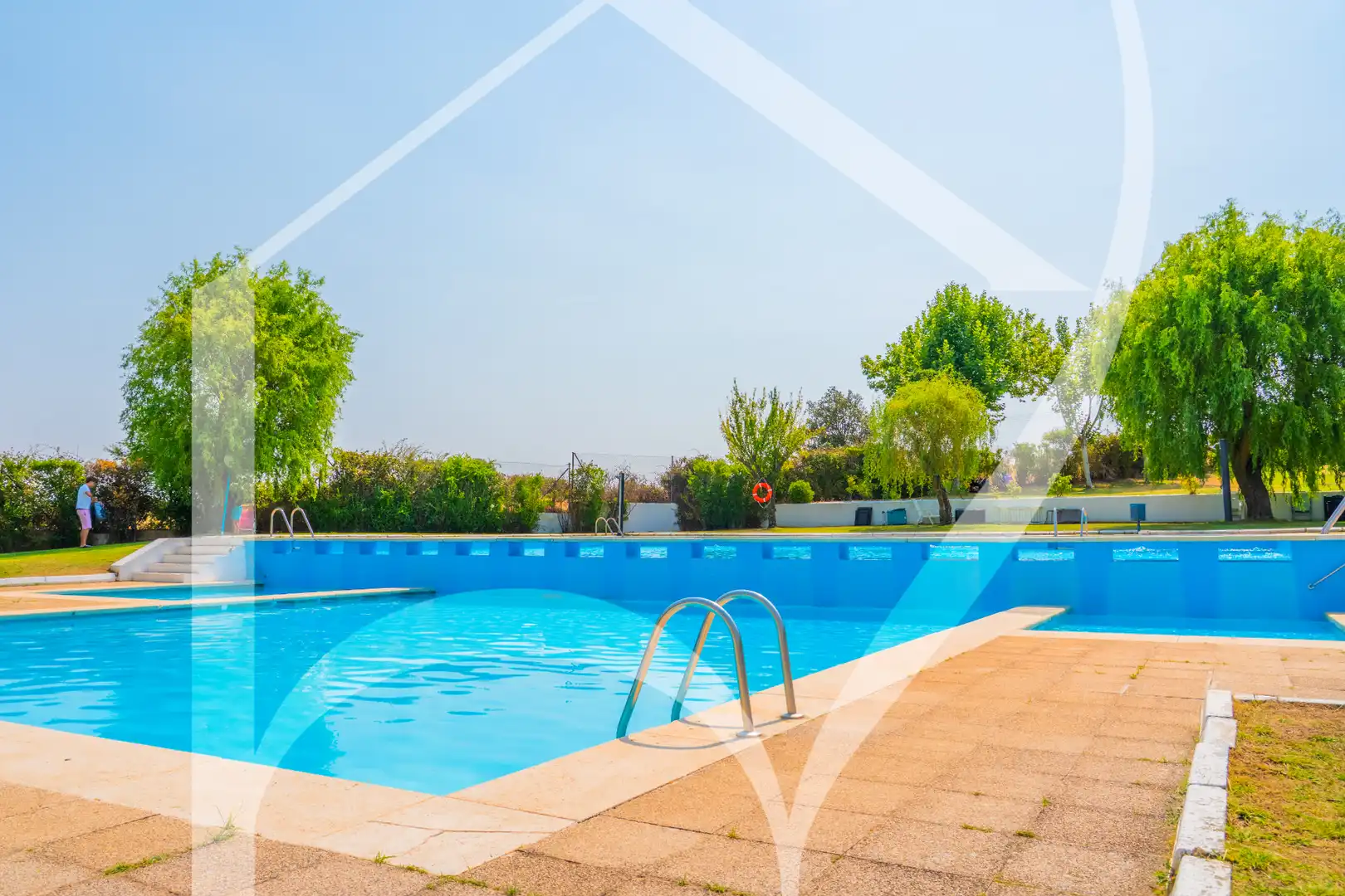 Swimming pool of Detached homes for sale in Carrascal de Barregas  with Heating, Private garden and Community pool