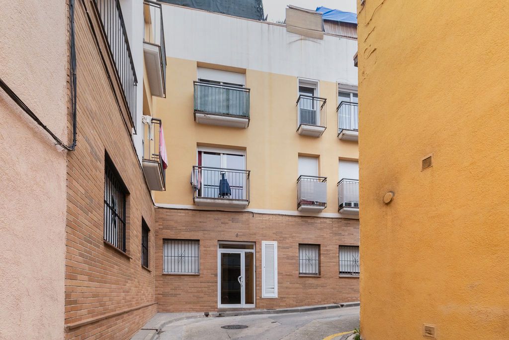 Vista exterior de Pis en venda en Blanes amb Calefacció