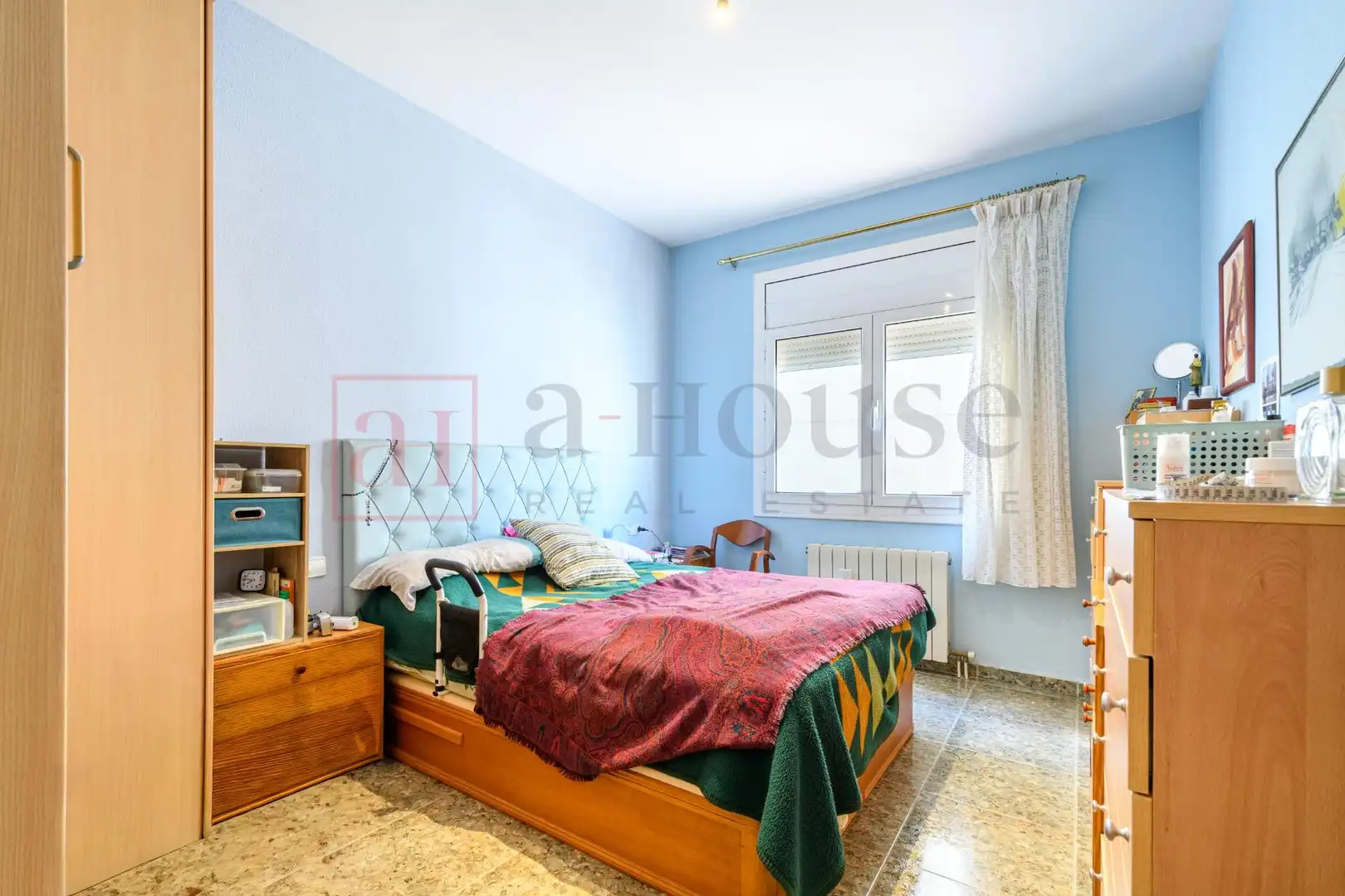Schlafzimmer von Wohnung zum Verkauf in Barcelona mit Klimaanlage, Heizung und Terrasse